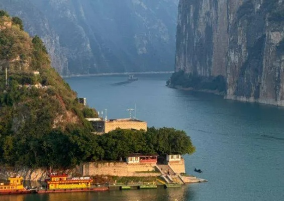 重庆至宜昌三峡游天气（重庆三峡旅游攻略重庆到宜昌）